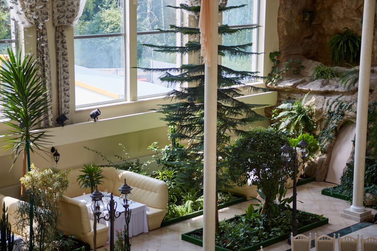Garden Hall Τερνόπιλ Εξωτερικό φωτογραφία